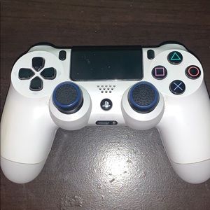ps4 dual-shock controller - white